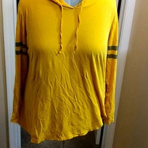 Hooded long sleeve varsity like top